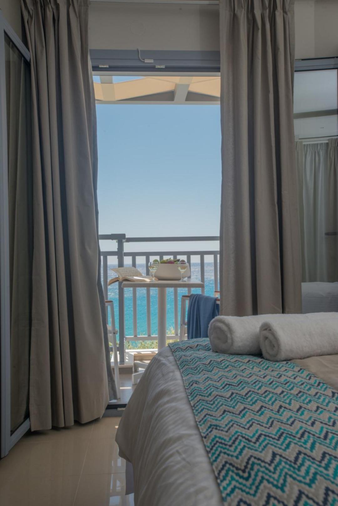 Athina Apartment *
